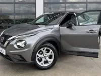 Usado Nissan Juke N-Connecta 114 CV (83 kW) 2022 Gris SUV