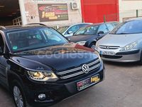 Usado VW Tiguan R-line 140 CV (102 kW) 2012 Negro SUV