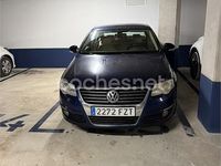 Usado VW Passat Highline 140 CV (102 kW) 2008 Azul Berlina
