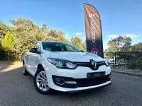 Usado Renault Mégane LIMITED 115 CV (84 kW) 2015 Blanco Berlina