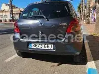 Usado Toyota Yaris 90 CV (66 kW) 2008 Gris / plata Utilitario