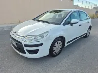 Usado Citroën C4 88 CV (64 kW) 2010 Blanco Berlina