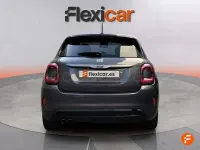 Usado Fiat 130 Club 129 CV (94 kW) 2023 Gris / plata SUV