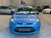 Usado Ford Fiesta Trend 68 CV (50 kW) 2010 Azul Berlina