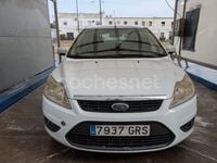 Usado Ford Focus Trend 109 CV (80 kW) 2009 Blanco Familiar