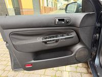 Usado VW Golf IV Conceptline 105 CV (77 kW) 2003 Gris / plata Berlina