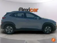Usado Hyundai Kona Style 141 CV (103 kW) 2023 Gris SUV