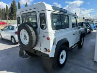 Usado Land Rover Defender 122 CV (89 kW) 2014 Blanco Familiar