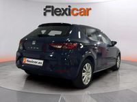 Usado Seat Leon Reference 115 CV (84 kW) 2018 Azul Berlina