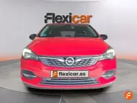 Usado Opel Astra Design & Tech 130 CV (95 kW) 2021 Rojo Berlina