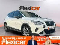 Usado Seat Arona Style Plus 110 CV (80 kW) 2022 Blanco SUV