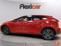 Usado Volvo V40 150 CV (110 kW) 2018 Rojo Familiar