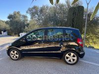 Usado Mercedes A180 Avantgarde 109 CV (80 kW) 2010 Negro Monovolumen