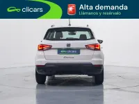 Usado Seat Arona Style 110 CV (80 kW) 2023 Blanco SUV
