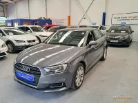 Usado Audi A3 Exclusive 116 CV (85 kW) 2017 Gris / plata Berlina