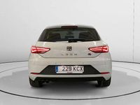 Usado Seat Leon FR 126 CV (92 kW) 2017 Blanco Berlina