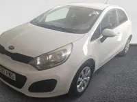 Usado Kia Rio 85 CV (62 kW) 2014