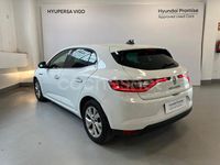 Usado Renault Mégane IV Life 95 CV (69 kW) 2019 Blanco Berlina