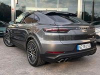 Usado Porsche Cayenne 462 CV (339 kW) 2021 Gris / plata SUV