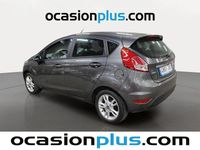 Usado Ford Fiesta Trend 101 CV (74 kW) 2017 Gris Utilitario