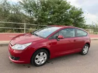 Usado Citroën C4 110 CV (80 kW) 2007 Granate Berlina