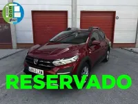 Usado Dacia Sandero Essentiel 101 CV (74 kW) 2022 Rojo Utilitario