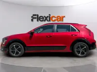 Usado Kia Niro 141 CV (103 kW) 2022 Rojo SUV