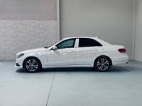 Usado Mercedes E200 136 CV (100 kW) 2015 Blanco Berlina