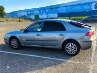 Usado Renault Laguna III Expression 130 CV (95 kW) 2007 Gris / plata Berlina