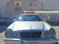 Usado Mercedes E320 204 CV (150 kW) 2004 Gris Berlina