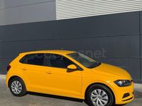 Usado VW Polo Advance 80 CV (58 kW) 2019 Amarillo Utilitario