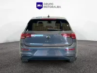 Usado VW Golf VIII 116 CV (85 kW) 2025 Gris / plata Berlina