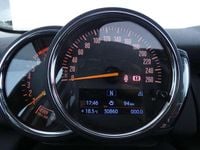 Usado Mini ONE 102 CV (75 kW) 2019 Blanco Utilitario