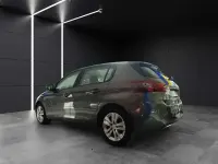 Usado Peugeot 308 Access 110 CV (80 kW) 2019 Gris Utilitario