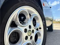 Usado Alfa Romeo 156 Progression 140 CV (102 kW) 2003 Azul Berlina