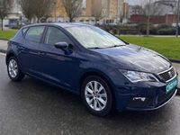 Usado Seat Leon Style 116 CV (85 kW) 2017 Azul Familiar