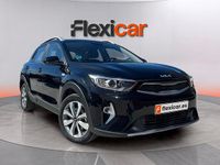 Usado Kia Stonic 84 CV (61 kW) 2024 Negro SUV