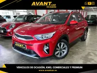 Usado Kia Stonic 100 CV (73 kW) 2020 Rojo SUV