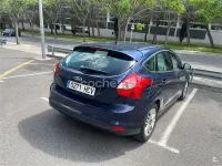 Usado Ford Focus Trend 105 CV (77 kW) 2011 Azul Berlina