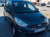 Usado Hyundai i10 Classic 69 CV (50 kW) 2012 Gris Utilitario