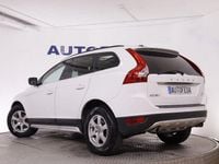 Käytetty Volvo XC60 Momentum 205 HP (150 kW) 2011 Valkoinen Katumaasturi