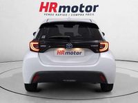 Usado Toyota Yaris Hybrid Active 92 CV (67 kW) 2023 Blanco Utilitario