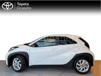 Usado Toyota Aygo X Play 72 CV (52 kW) 2025 Blanco SUV