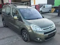 Usado Citroën Berlingo 110 CV (80 kW) 2010 Verde Monovolumen