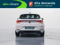 Usado Seat Leon Style 110 CV (80 kW) 2024 Blanco Berlina