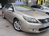 Usado Renault Latitude Expression 150 CV (110 kW) 2012 Marrón Berlina