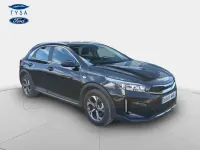 Usado Kia XCeed 100 CV (73 kW) 2024 Negro SUV
