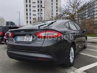 Usado Ford Mondeo Vignale 150 CV (110 kW) 2018 Gris / plata Berlina