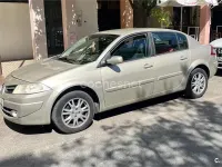 Usado Renault Mégane Dynamique 110 CV (80 kW) 2009 Beige Berlina
