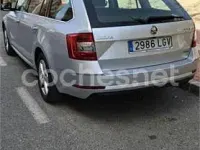 Usado Skoda Octavia G-TEC Ambition 131 CV (96 kW) 2020 Gris / plata Familiar